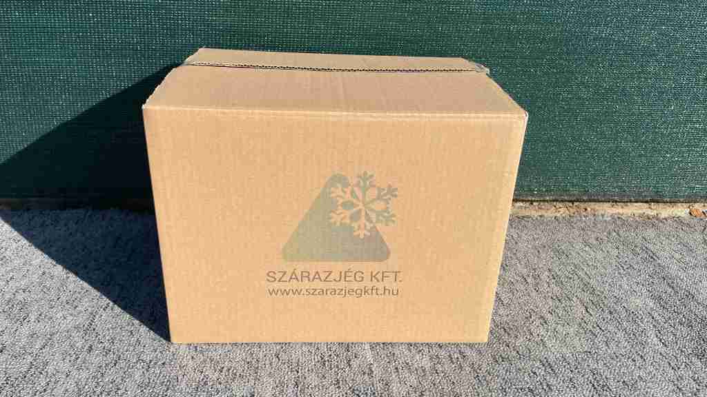 Kartondoboz 20 mm hungarocell béléssel